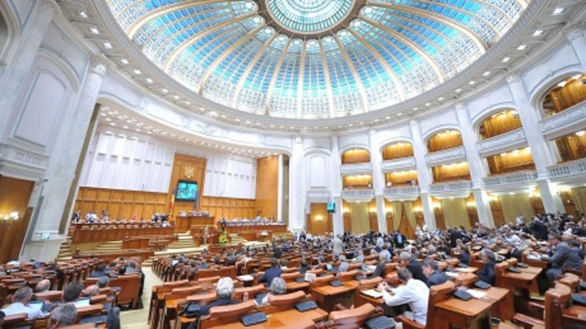 Azi se aleg președinți pentru Senat și Camera Deputaților