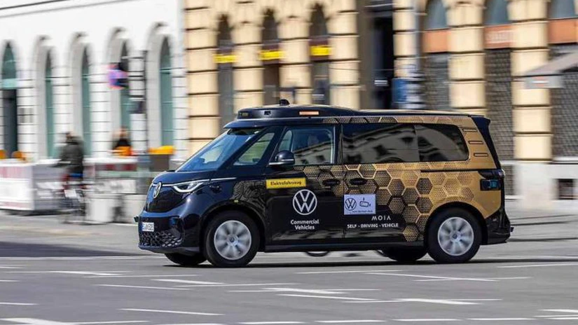 Volkswagen ID.Buzz va deveni platformă globală pentru robotaxi