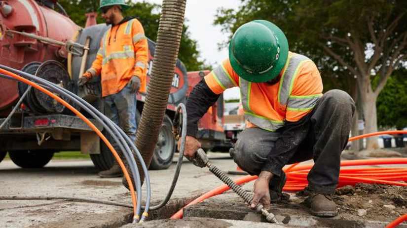 Un mare furnizor britanic de infrastructură de internet intră pe piața din România