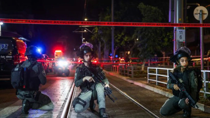 Israel - Atac armat în Tel Aviv, revendicat de Hamas. Şapte morţi şi 17 răniţi