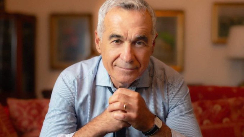 SRI a găsit legăturile dintre Călin Georgescu şi Rusia. Comentarii în limba rusă în codul sursă al site-ului nominalizat de Serviciul de Informaţii din România că ar fi ajutat la campania lui Georgescu