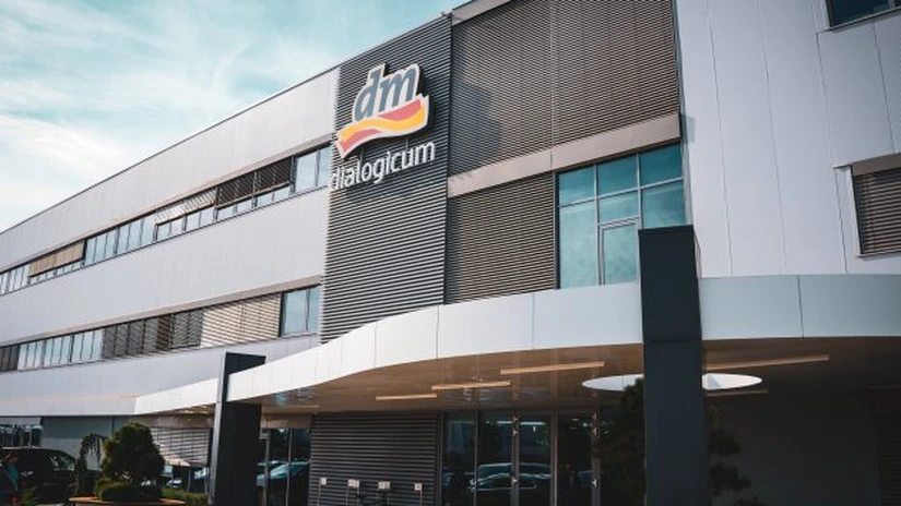 dm drogerie markt România raportează că a închis anul financiar 2023/2024 cu o cifră de afaceri peste 1,77 de miliarde de lei, în creștere cu 35%