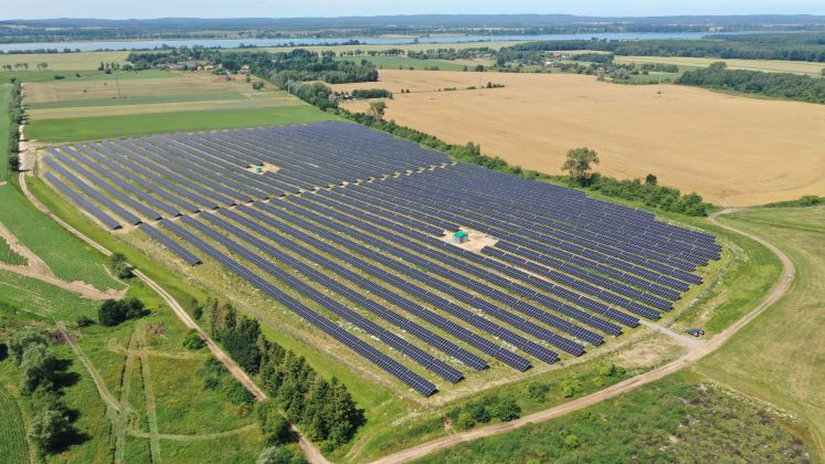 Compania energetică poloneză R.Power, prezentă şi în România, emite obligațiuni verzi în valoare de 122 de milioane de euro