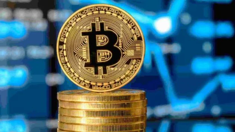 Preț Bitcoin 2024-2030: Va atinge 100.000 dolari la sfârșitul lui 2024 sau începutul lui 2025?