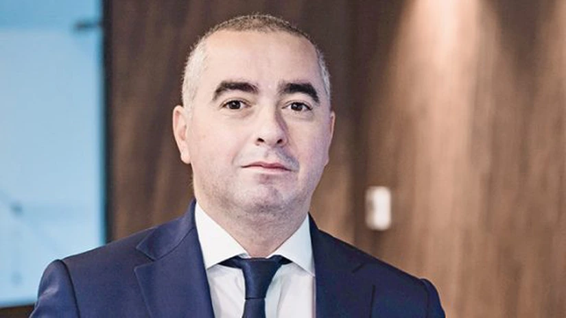 România s-a menținut cu greu pe linia de plutire în 2024, iar la anul ar putea crește cu 2% - Ciprian Dascălu, economist-șef BCR
