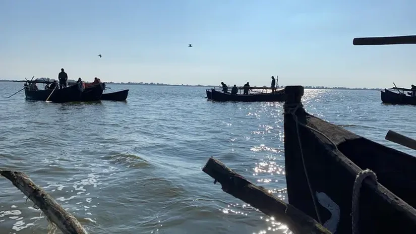 Marea Neagră a fost scoasă la licitație. Pescarii au închiriat deja trei loturi. Cât costă metrul pătrat