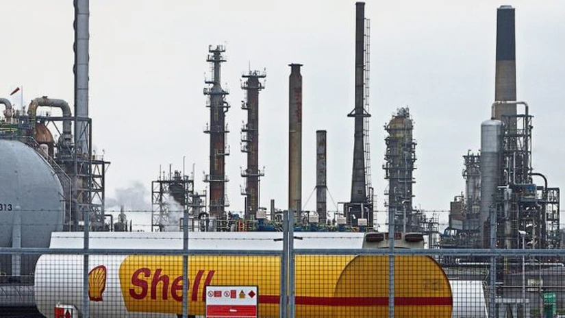 Tranzacție între giganți: Shell ar putea cumpăra BP