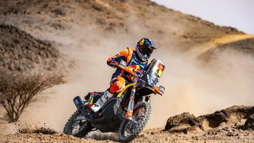 Australianul Daniel Sanders a obținut o nouă victorie în etapa a doua a Raliului Dakar la clasa moto. Românul Emanuel Gyenes s-a clasat pe locul 34