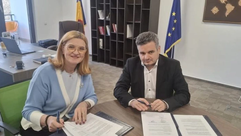 Federația Română de Canotaj și CNIR au semnat un protocol pentru amenajarea unei piste olimpice pe amplasamentul gropilor de împrumut aferente drumului de mare viteză București - Giurgiu