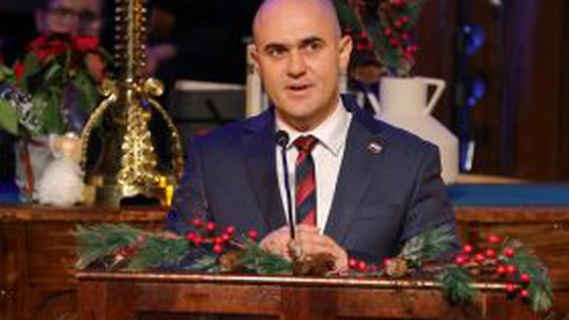 Vicepremierul croat Josip Dabro ș-a dat demisia astăzi, după apariția unui clip în care trage cu un pistol aflat într-o mașină în mișcare
