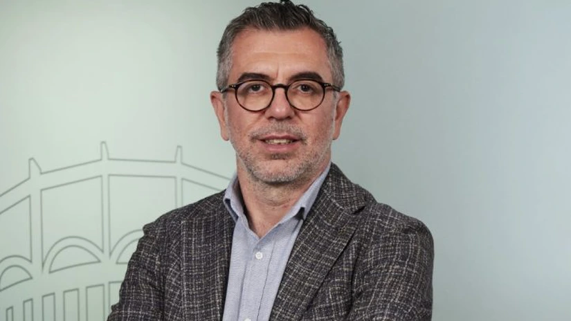 Schimbare la vârful Vodafone România: CEO-ul Achilleas Kanaris pleacă după aproape 5 ani și este înlocuit de Nedim Baytorun, actualul Consumer Business Unit Director