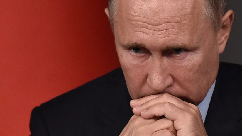 Trump: Putin e sub presiune din cauza scăderii preţurilor petrolului. Va fi mai dispus la un acord de pace în Ucraina