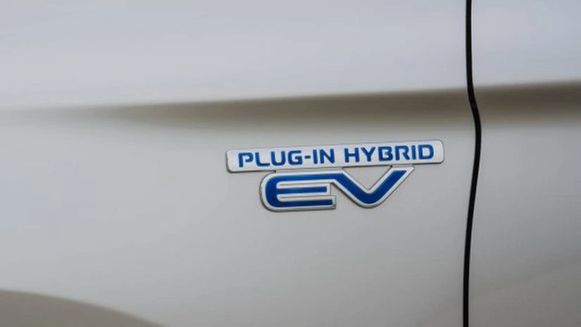 Comisia Europeană lovește, în 2025, și în PHEV. Hibridele cu încărcare la priză vor fi testate mai drastic