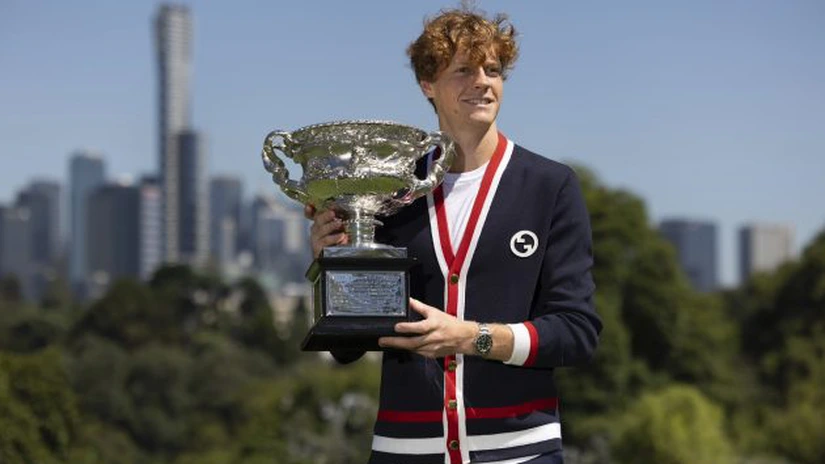 Jannik Sinner a fost suspendat timp de trei luni pentru dopaj, în urma unui acord de soluționare cu AMA/WADA