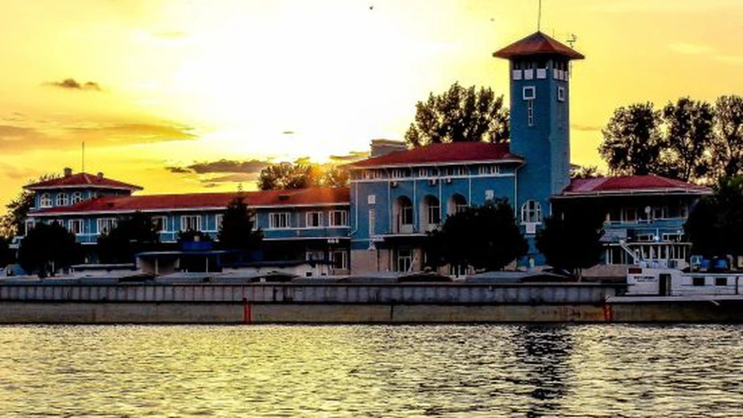 În plin scandal de corupție la Portul Constanța, Consiliul Concurenței prezintă un studiu privind transportul fluvial. Concluziile sunt că trebuie realizate investiții, reorganizate porturile și restructurate tarifele