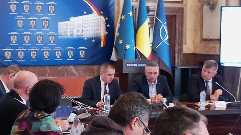 CNCB impune măsuri pentru prevenirea apariției febrei aftoase în România. Transportul de animale vii din Ungaria este interzis. Interdicție și pentru importul de alimente din Ungaria și Slovacia