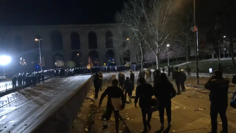 MAE a transmis o atenționare de călătorie în Turcia, ca urmare a protestelor din Ankara, Istanbul și alte orașe mari din țară