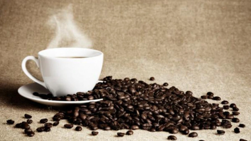 Criză cafea - Preţurile de pe rafturile magazinelor vor creşte cu până la 25%