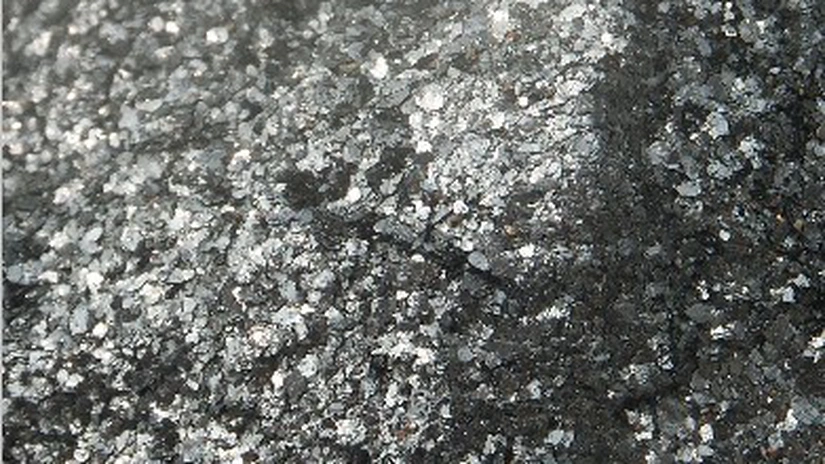 Perla coroanei la Salrom - România caută grafit. Miza este grafenul