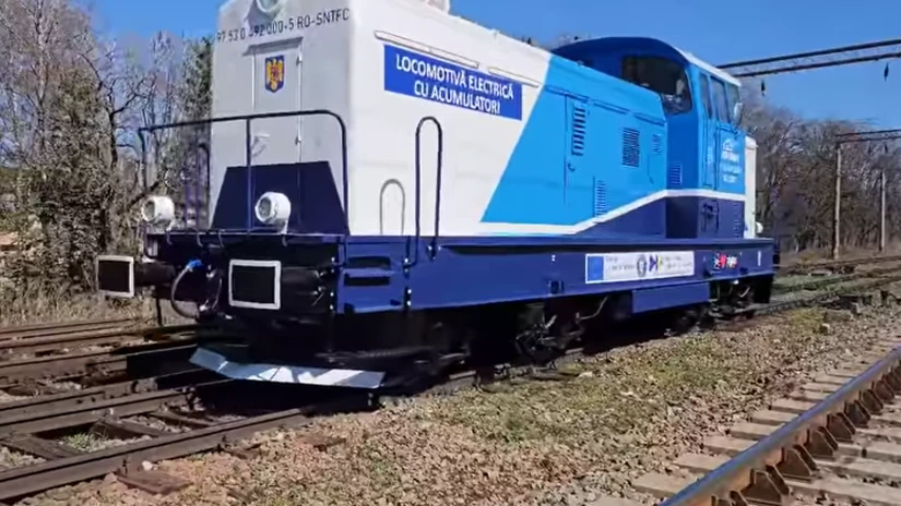 Prima locomotivă diesel a CFR Călători care a fost transformată în locomotivă electrică pe baterii - FOTO VIDEO