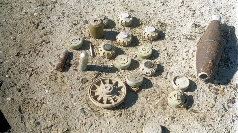 Polonia şi ţările baltice se retrag din Convenţia internaţională privind interzicerea minelor antipersonal