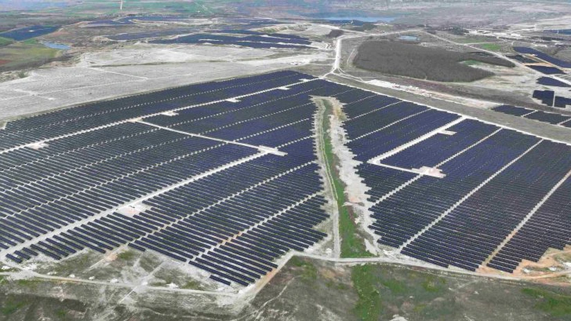 Grupurile energetice RWE și PPC vor construi proiecte fotovoltaice noi de 567 MWp în Macedonia Centrală, nordul Greciei