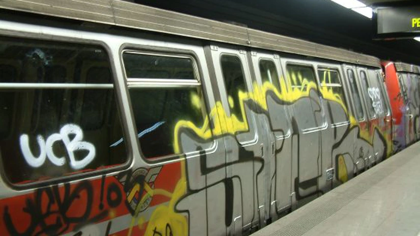 Metrou Gara de Nord - Străulești: Ministerul Transporturilor vrea să cumpere trenuri noi pentru M4. Acum circulă trenuri vechi de peste 30 de ani