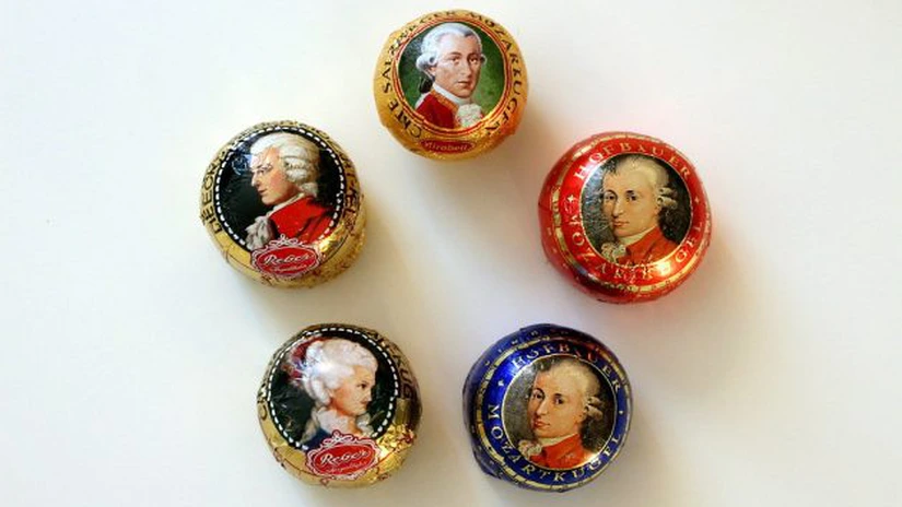 Austriecii se arată foarte nemulțumiți după ce gigantul american Mondelez a mutat în străinătate producția celebrelor bile de ciocolată Mozartkugel