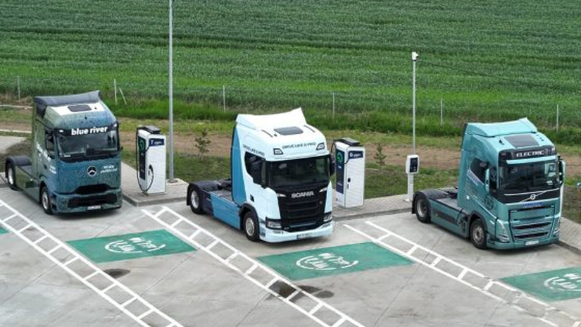 Șeful CNAIR: S-a deschis astăzi primul hub de mare putere din România pentru încărcarea autovehiculelor electrice. Este mai performat decât cele din Germania