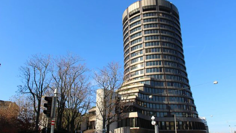 Banca Reglementelor Internaţionale (BIS) a transmis cel mai dur avertisment de până acum față de riscurile legate de folosirea criptomonedelor stabile