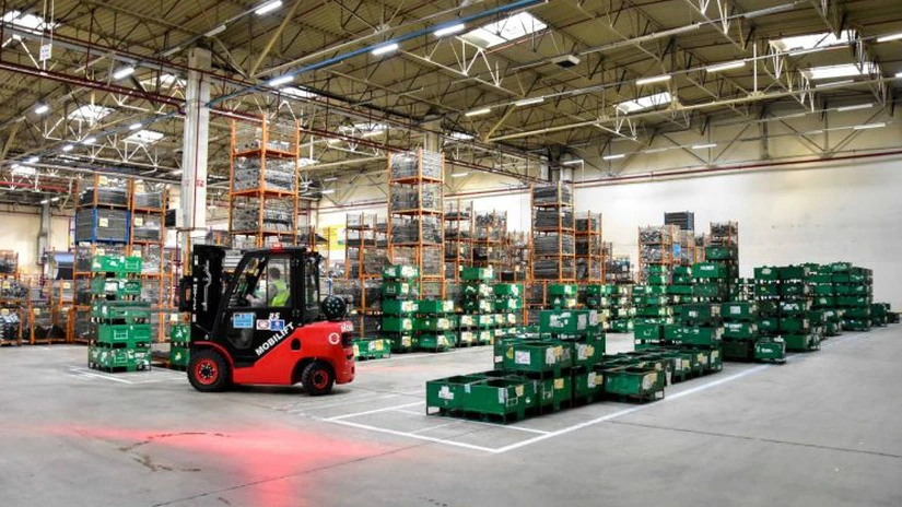 Centrul logistic Renault din România, cel mai mare din grup, a expediat în 20 de ani echivalentul a mai mult de 10 piramide ale lui Keops
