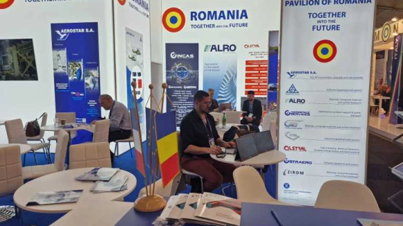 Nouă companii românești sunt prezente la Salonul Aeronautic de la Paris