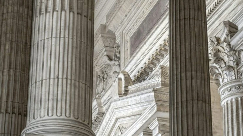 Tranziție instituțională, reacție juridică: Ce pot face companiile în fața unui climat legislativ în schimbare