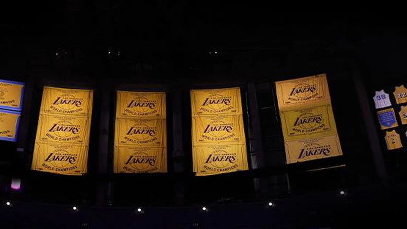 Record - Los Angeles Lakers va fi vândută cu 10 miliarde de dolari, cea mai mare tranzacţie din istoria sportului din SUA. Cine o cumpără