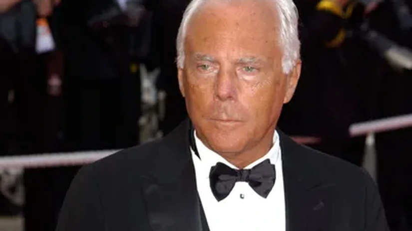 Armani va da prioritate LVMH, L'Oreal, EssilorLuxottica pentru vânzarea participaţiei la 
