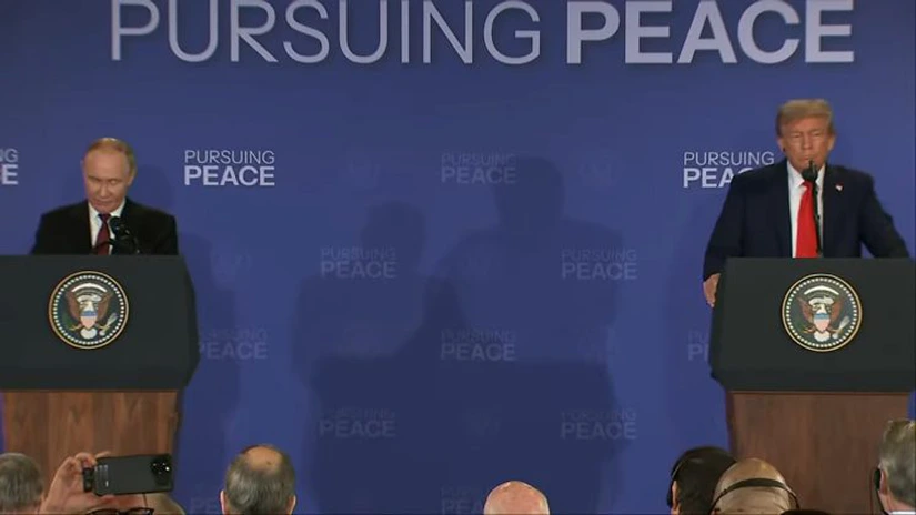 UPDATE 2: Ce propunere i-a făcut Trump președintelui ucrainean (surse). Zelenski a vorbit cu Trump. Luni e la Washington.  Întâlnirea dintre Putin și Trump din Alaska. Nu s-a ajuns la un acord, dar ambele părți spun că a fost foarte bună. Trump anunță că vor fi schimburi de teritorii între Rusia și Ucraina