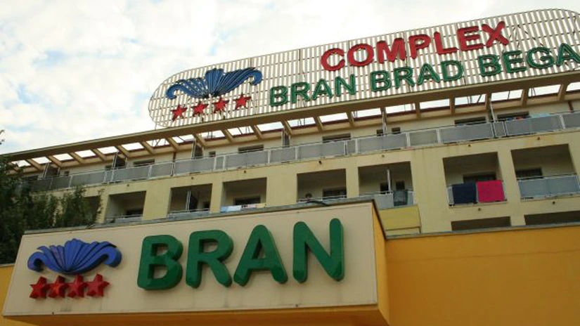 Trei hoteluri cunoscute de pe litoral vor fi scoase la vânzare