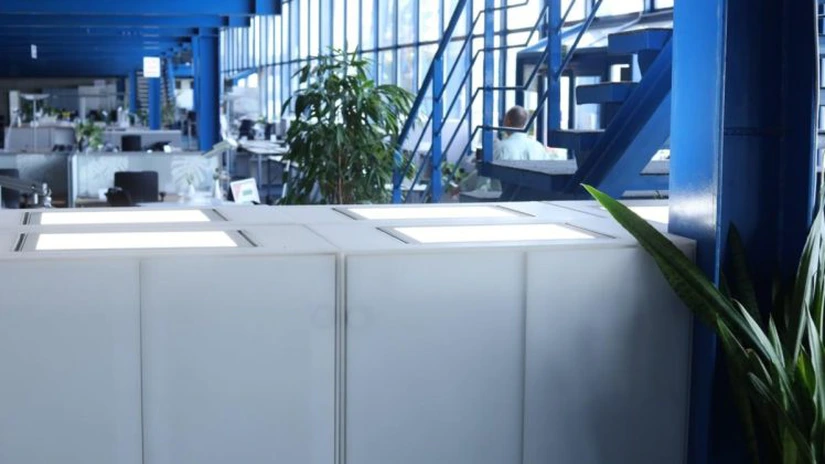 Salariul mediu net din outsourcing, industrie în care lucrează circa 300.000 de oameni, e de circa 7.600 lei