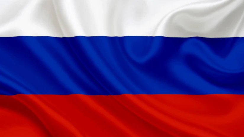 Oana Țoiu, ministrul de Externe, cere primăriei Tulcea să îndepărteze steagul Rusiei, arborat în fața unei clădiri din patrimoniul orașului