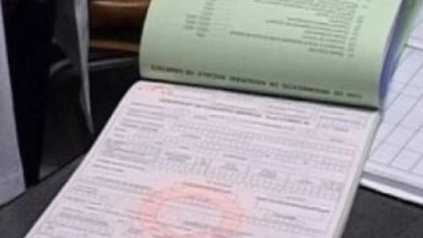 Creşterile salariale din spitalele publice au depăşit 10 miliarde de lei, au urcat cel mai mult dintre plăţile făcute în sistem şi reprezintă cel puţin o cincime din cheltuielile Fondului Sănătăţii - analiză