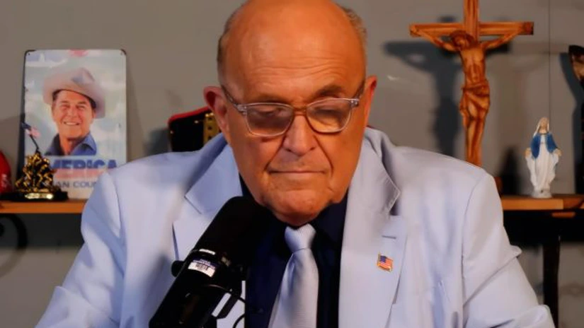 SUA: Fostul primar al New Yorkului, Rudy Giuliani, spitalizat după un accident auto