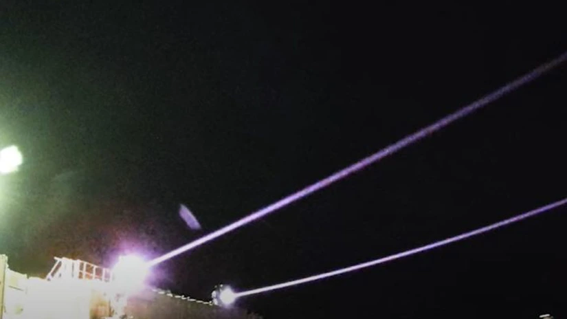 Terminatorul de drone la prețul unui pachet de țigări. Armele laser încep să fie folosite în războiul real VIDEO, FOTO