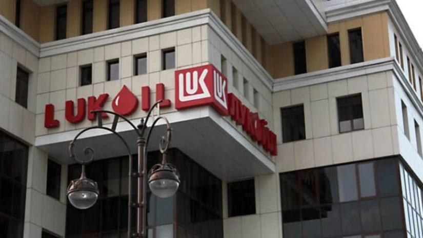 Sancţiuni pentru Lukoil şi alte mari companii din Rusia, cerute de Germania şi Franţa pentru noul pachet de 