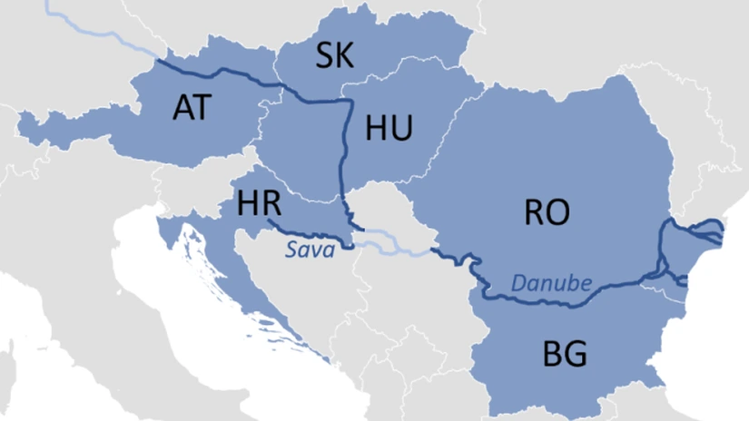 FAIRway Danube II: NAVROM participă la proiectul european cu șase unități navale nepropulsate