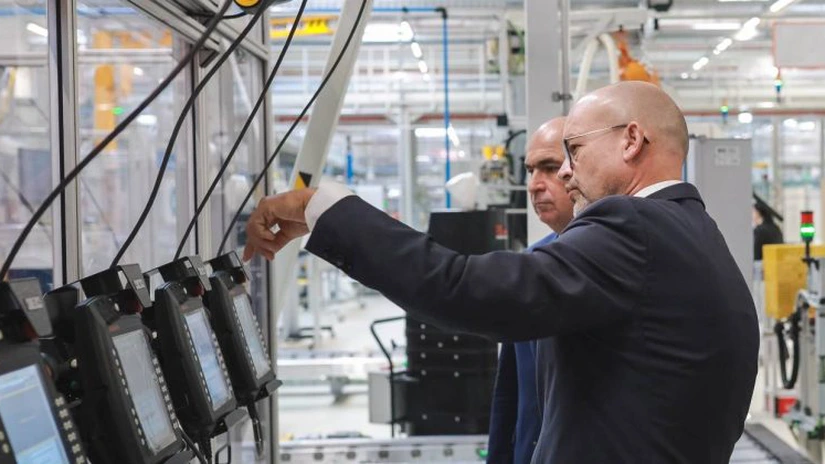 Suntem penultima ţară din Europa ca număr de populaţie activă angajată în economi - Bolojan