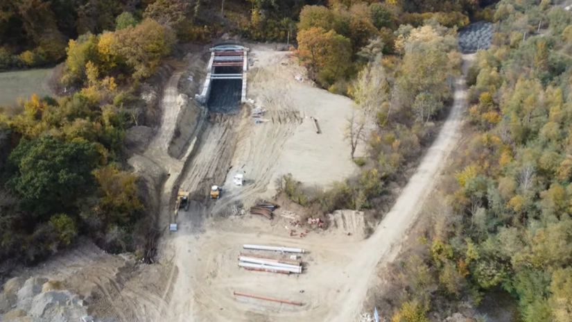 Calea ferată Brașov - Sighișoara: A fost străpuns Tunelul Mureni, lung de 740 de metri