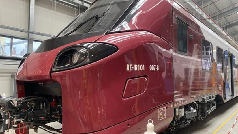 FOTO Coradia Stream 007 pentru România a ajuns în depoul Alstom Grivița