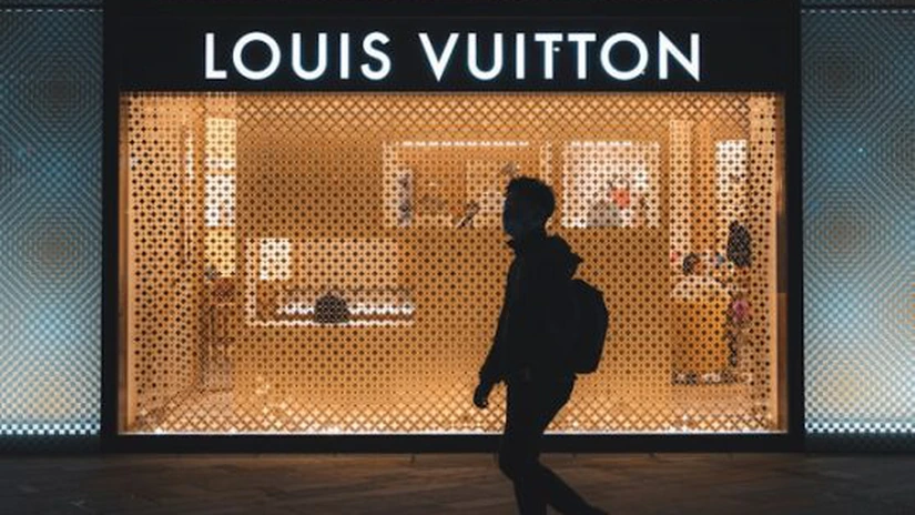 Louis Vuitton, parte din cel mai mare grup de lux din lume, face angajări la București. Peste 100 de pesoane au aplicat deja