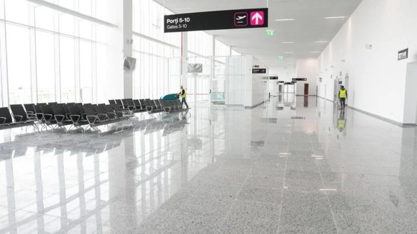 Lucrările de extindere la Aeroportul Craiova s-au încheiat. Când vor intra în folosință noile facilități