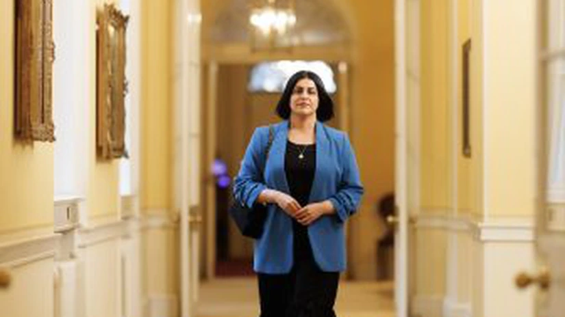 Guvernul britanic înăsprește condițiile de acordare a rezidenței permanente. Străinii aflați legal în Regat vor putea cere după zece ani acest statut